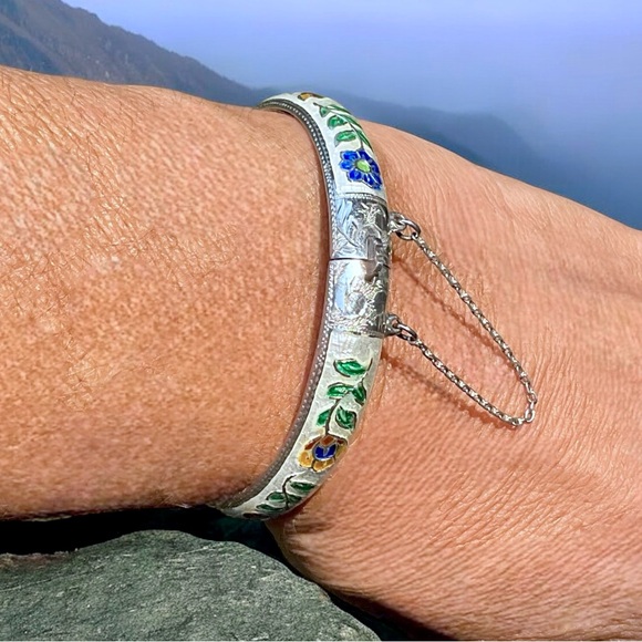 🌺Vintage Sterling Guilloche Enamel Bracelet - Picture 13 of 16